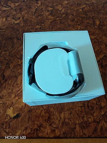 honor watch magic: HONOR Watch 5 ağıllı saat Əla vəziyyətddədir.Qola 3-4 dəfə taxılıb. - — 4