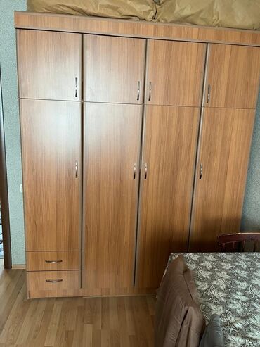 İşlənmiş, Düz dolab, Qarderob, paltar dolabı