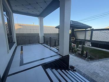 дом рухии мурас: 5 комнат, 350 м², 4 соток, Бишкек, Рухий Мурас ж/м Агентство недвижимости — 5