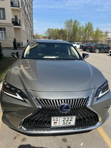 Lexus: Lexus ES: 2019 г., 2.5 л, Гибрид, Седан