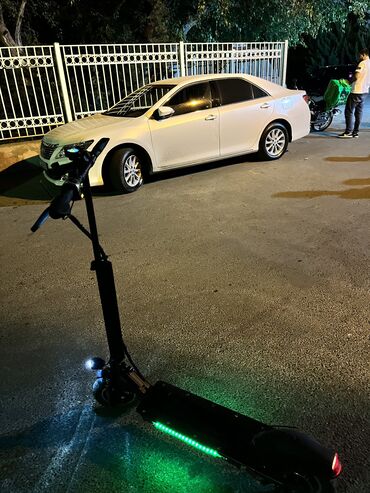 3391 km bilet qiymetleri: İşlənmiş Elektrik samokat 12", 751 - 1000 Vt, > 45 km/s, Ödənişli çatdırılma