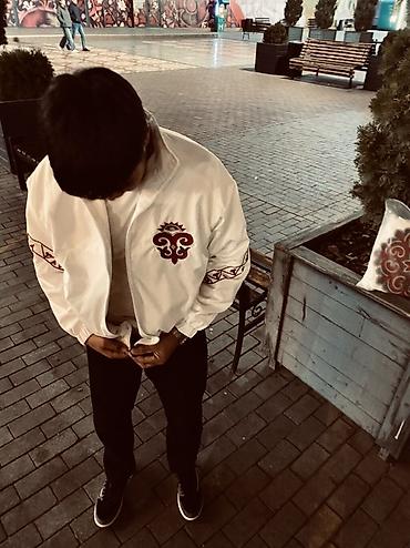 куртка капюшон: Размер стандартный Универсальный Ветровка идет двухсторонний — 1