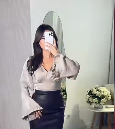рубашка bershka: Блузкалар