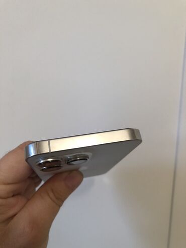 Apple iPhone: IPhone 13 Pro, 256 GB, Ağ, Simsiz şarj, Face ID — 6