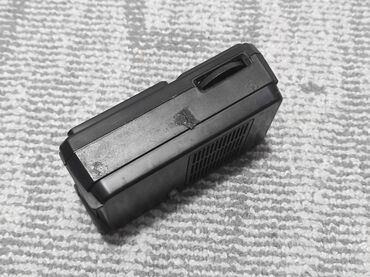 Pojačala i prijemnici: Philips džepni tranzistor radio - Kompaktan AM prijemnik sa analognim — 2