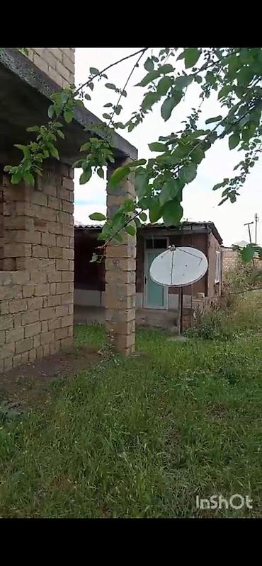 celilabad evler: Cəlilabad,3 təpə kəndində Satılır: daşdan tikilmiş 2 mərtəbəli — 9