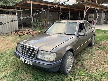 Транспорт: Mercedes-Benz W124: 1990 г., 2.3 л, Механика, Бензин, Седан — 3