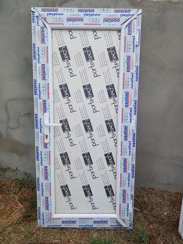 Otaq bitkiləri: PVC qapı dəsti – Pentimi profil, PorteTech panellə Ölçüsü:155×67
