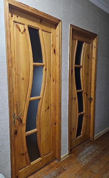 4 eded qapi, olculeri 220×90 ikisi saga acilir,ikisi sola. ela