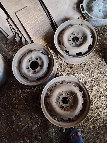 шины ауди: Железные Диски R 13 Audi, отверстий - 4, Б/у — 3