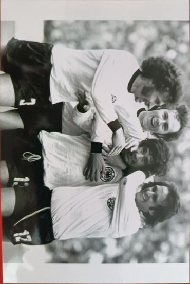 Kolleksiya kartları: Futbol azarkeşləri üçün möhtəşəm şəkillər — 14