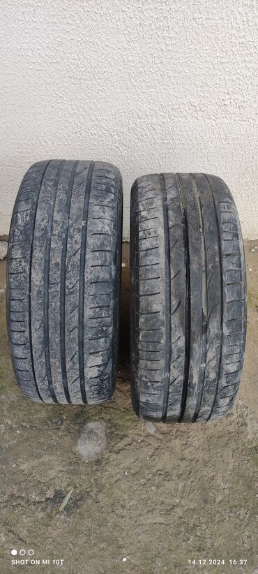 Təkərlər: İşlənmiş Şin Roadstone 225 / 45 / R 17