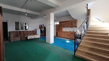 sumqayitda evler: 8 otaq, 222 kv. m, Kredit yoxdur, Orta təmir — 2