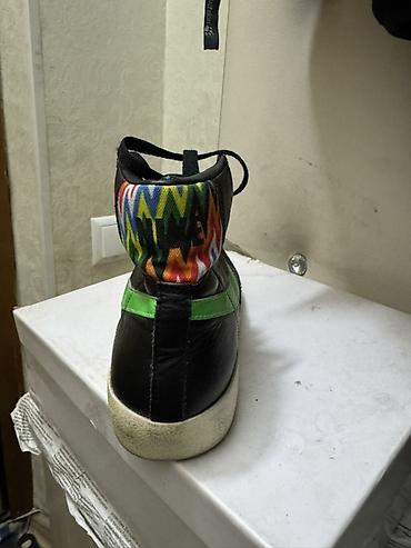 блейзеры найк: Высокие кеды Nike Blazer Mid - Материал: верх из чёрной кожи — 3