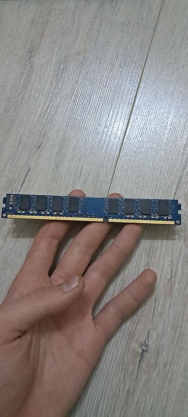 Комплектующие для ПК: Оперативная память DDR3 DIMM 4 ГБ - Форм‑фактор: настольная DDR3 DIMM — 1