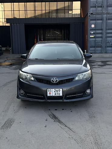 матиз 2 коробка: Toyota Camry: 2013 г., 2.5 л, Автомат, Бензин, Седан — 1