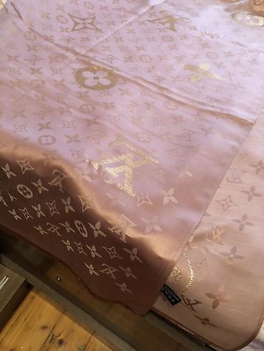 Hicab: Məhsul Hezi Aslanov metrosu yaxınlığında, 245‑ci məktəbin qarşısında — 4