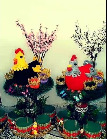 novruz bayramı sekilleri: Novruz toyuqları toxunma həm çərəzfəabları həm yumurta qabları İkisi