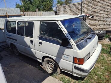 авто расрочка: Mitsubishi L300: 1989 г., 2.5 л, Механика, Дизель, Минивэн