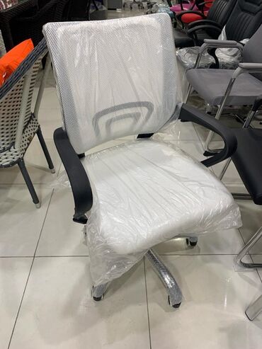 Ofis və oyun kresloları: Yeni, Təkərli, Qolları tənzimlənmir, Parça -da lalafo.az — 10 Ofis və oyun kresloları: Yeni, Təkərli, Qolları tənzimlənmir, Parça — 10