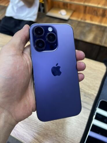 iphone под подушкой: IPhone 14 Pro, Deep Purple