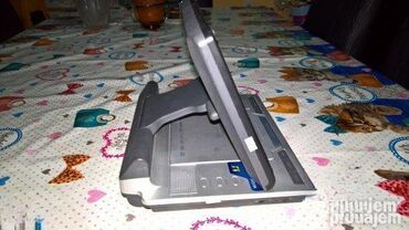 DVD i Blu-ray plejeri: DVD player 9 incha Ispravan — 9