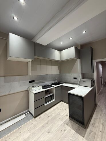 Mənzil alıram: Tam təmirli.Qara Qarayev metroya 5 dəq mesafede. Orbita MTK.11 mertebe — 2