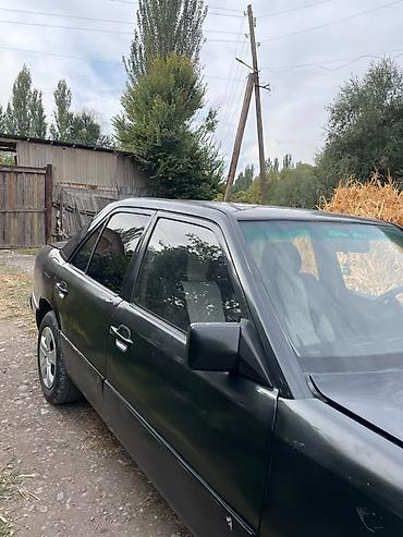 Mercedes-Benz E-Class: 1987 г., Механика, Седан