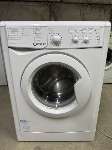 стералная машинка: Стиральная машина Indesit, Б/у, Автомат, До 6 кг, Узкая