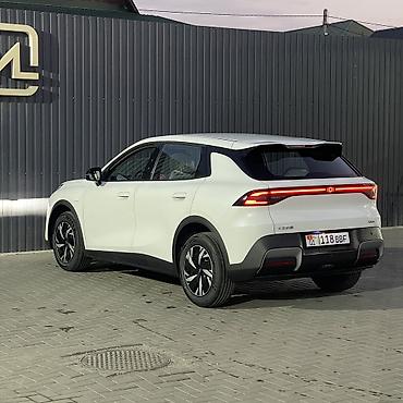 byd bot 384: Changan Qiyuan Q05: 2026 г., Электромобиль, Кроссовер — 4