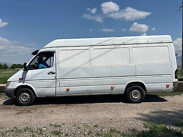 эшке: Жеңил жүк ташуучу унаа, Mercedes-Benz, Стандарт, 3 т, Колдонулган — 7