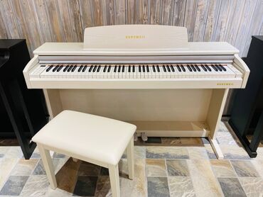 elektron pianino: Koreya istehsali olan dünya şöhrətli Kurzweil pianoları. Sevimli