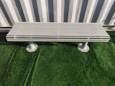 уличный стол: Скамейка Металл, Без спинки, Без крыши