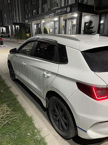 byd плагин гибрид: BYD E2: 2022 г., Автомат, Электромобиль, Кроссовер — 6