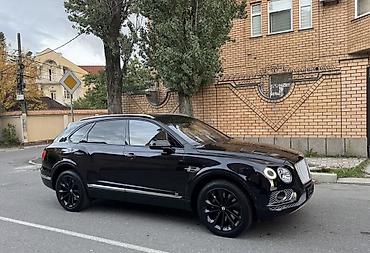 Bentley: Bentley Bentayga: 2017 г., 4 л, Автомат, Бензин, Кроссовер — 3