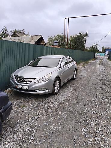 Hyundai Sonata: 2010 г., 2 л, Автомат, Бензин, Седан — 2