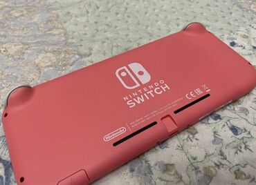 sony playstation 4 бишкек цена: Nintendo Switch lite Продаю нинтендо. Играла всего от силы 3 раза