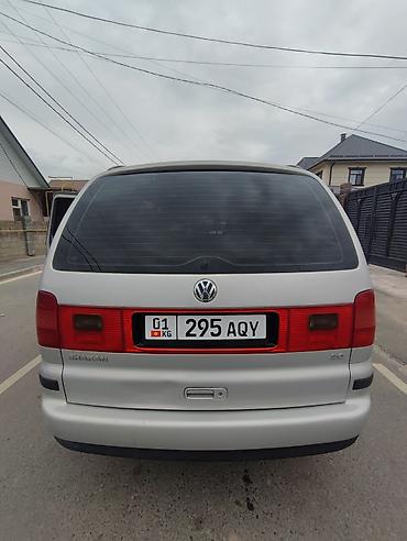 sharan: Volkswagen Sharan: 2003 г., 2 л, Механика, Бензин, Минивэн — 9