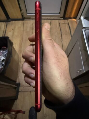 Apple iPhone: IPhone 11, 64 GB, Qırmızı, Face ID — 1