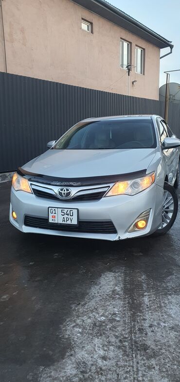 срв 2012: Toyota Camry: 2012 г., 2.5 л, Автомат, Бензин, Седан