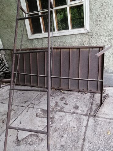 фермы металлические бу: Бакча үстөлү Металл, Өзү алып кетүү