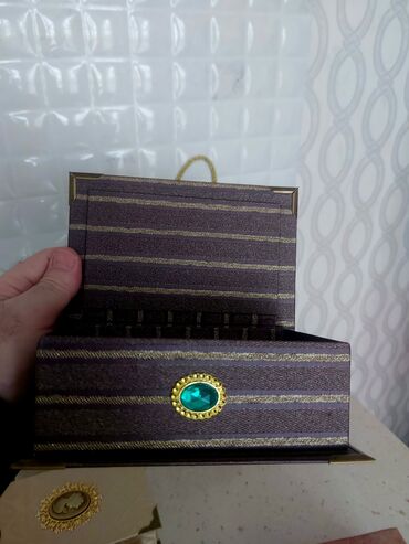 Ətriyyat: Avropanın ən gözəl delüks yağ ətirləri. Hədiyyəlik qutular — 15