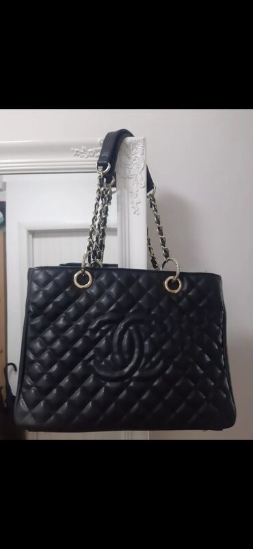 torbe xx: Shoulder bag, Chanel, Material: Faux leather