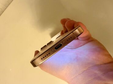 Apple iPhone: IPhone 16 Pro, 128 GB, Desert Titanium, Face ID — 10