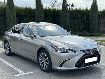 Lexus: Lexus ES: 2019 г., 2.5 л, Variable gear box, Hybrid, Седан