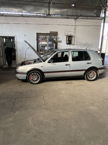 овт насос: Volkswagen Golf: 1993 г., 2 л, Механика, Бензин, Хэтчбэк