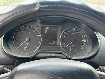 octavia: Skoda Octavia: 2014 г., 1.6 л, Автомат, Бензин, Лифтбек — 5