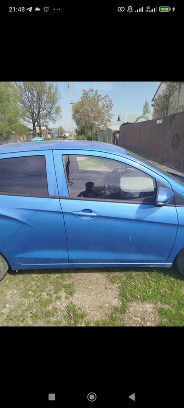 Chevrolet: Chevrolet Spark: 2017 г., 1 л, Автомат, Бензин, Седан