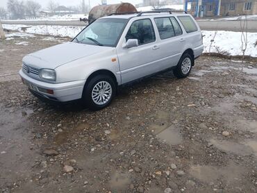 авто на участок: Volkswagen Golf: 1994 г., 1.8 л, Механика, Бензин, Универсал