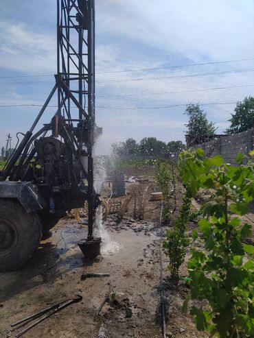 Сверление, бурение: Бурение скважин Больше 6 лет опыта — 6